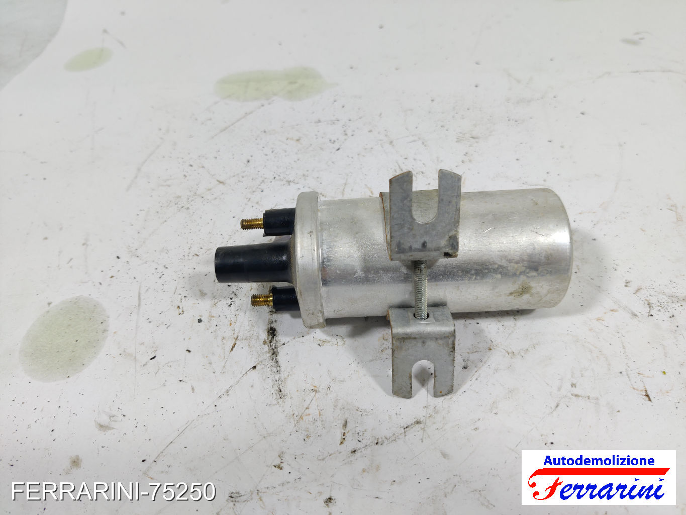 Bobina Di Accensione AUDI 80 893, 894, 8A2 1.8 S 1986-1991 211905115D