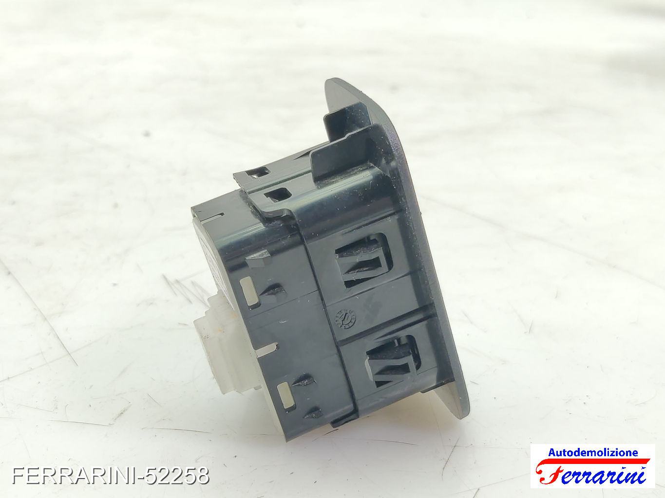 Interruttore comando sedile MERCEDES CLASSE C S205 2015-2018 A2059056511
