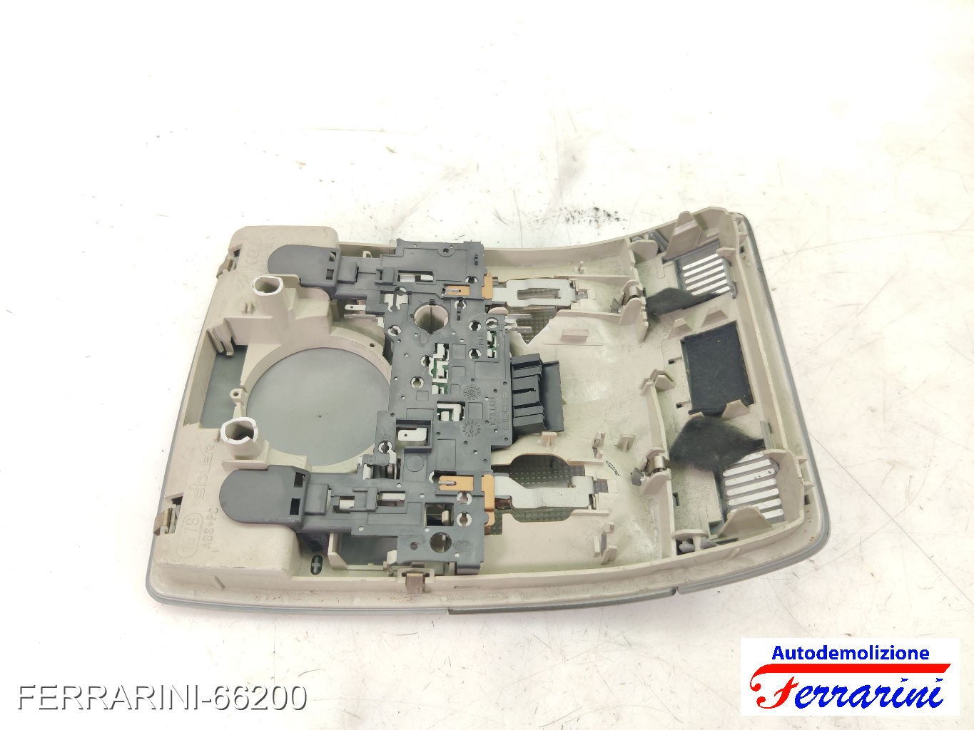 Plafoniera AUDI A3 8P1 2003-2012 anteriore, frontale centrale, ant 8P0947135D 8