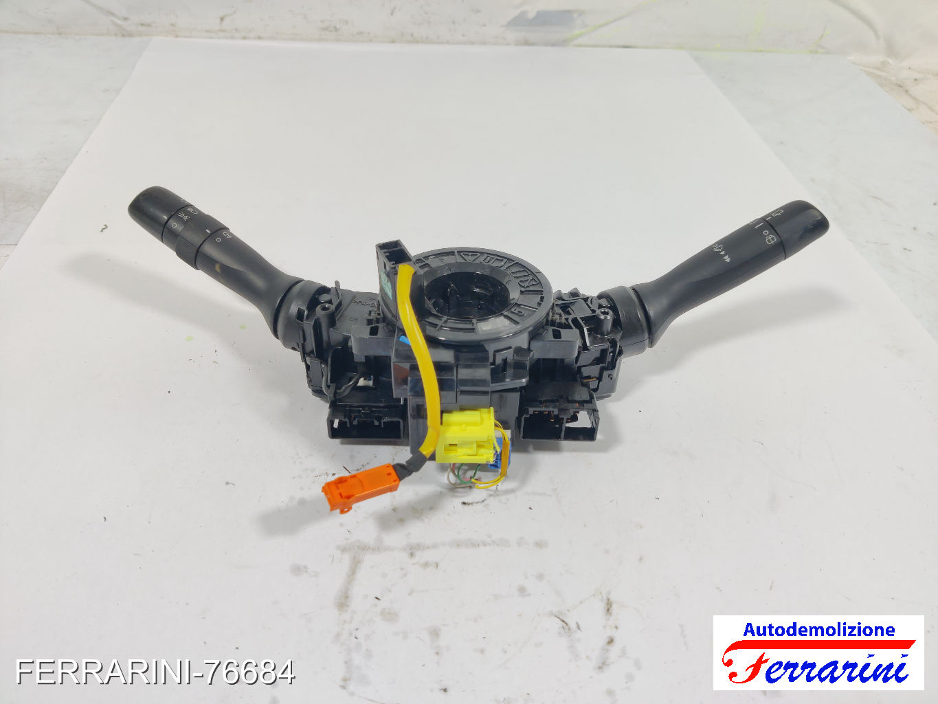 Devioluci TOYOTA IQ J1 2009-2015 8924574010, 8430774020, 75B998 12