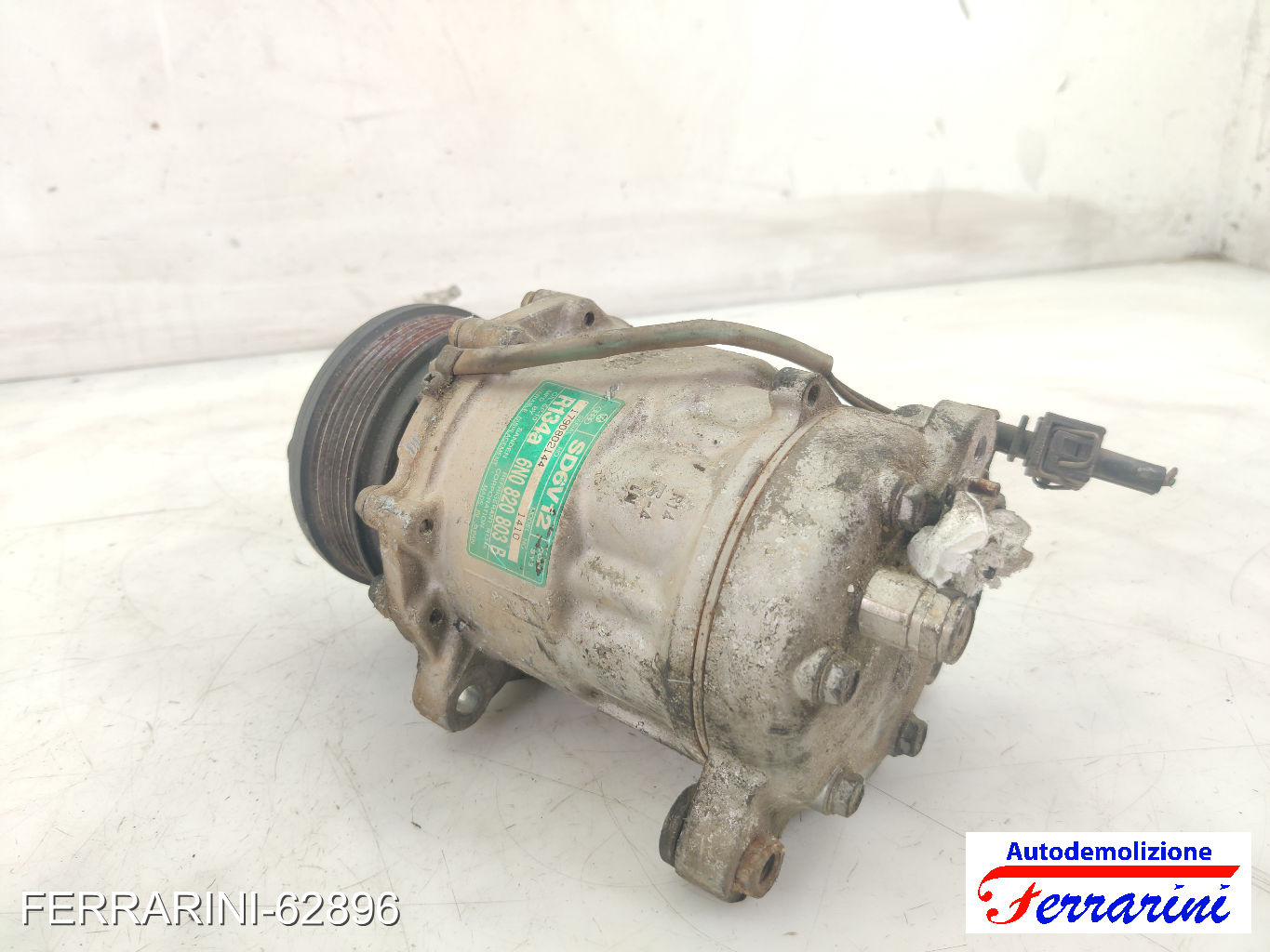 Compressore Clima VW POLO 9A, 9N 1.4 16V 2001-2008 6N0820803B, 6N0820803C
