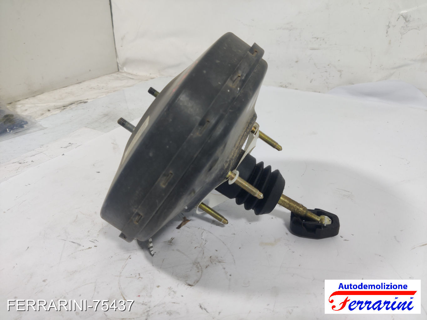 Servofreno LANCIA YPSILON 843 1.2 2003-2011 51715780, 77362383, 0204024968