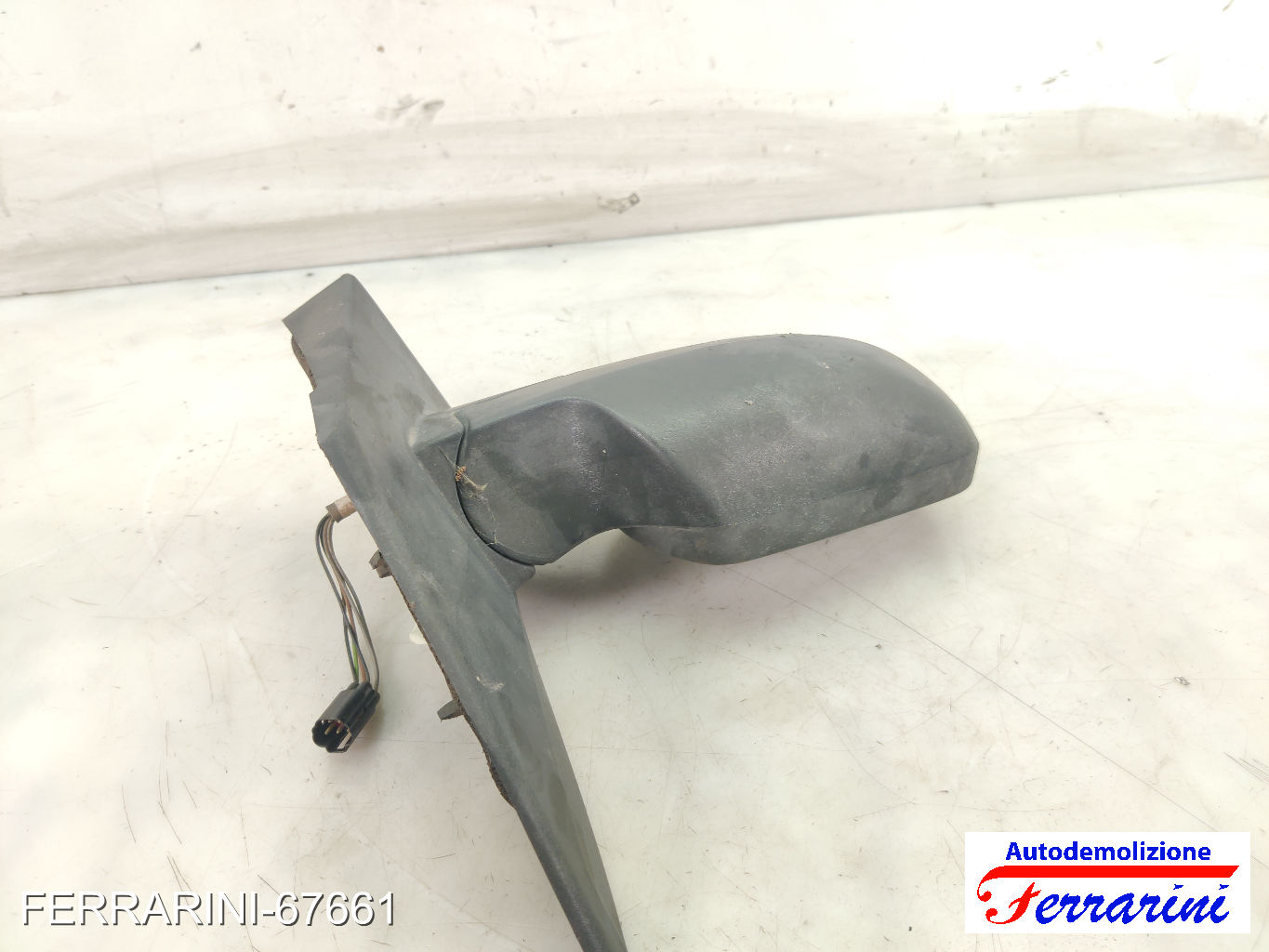 Specchietto Laterale FORD FIESTA 5 JD, JH 2002-2008 destro, dx