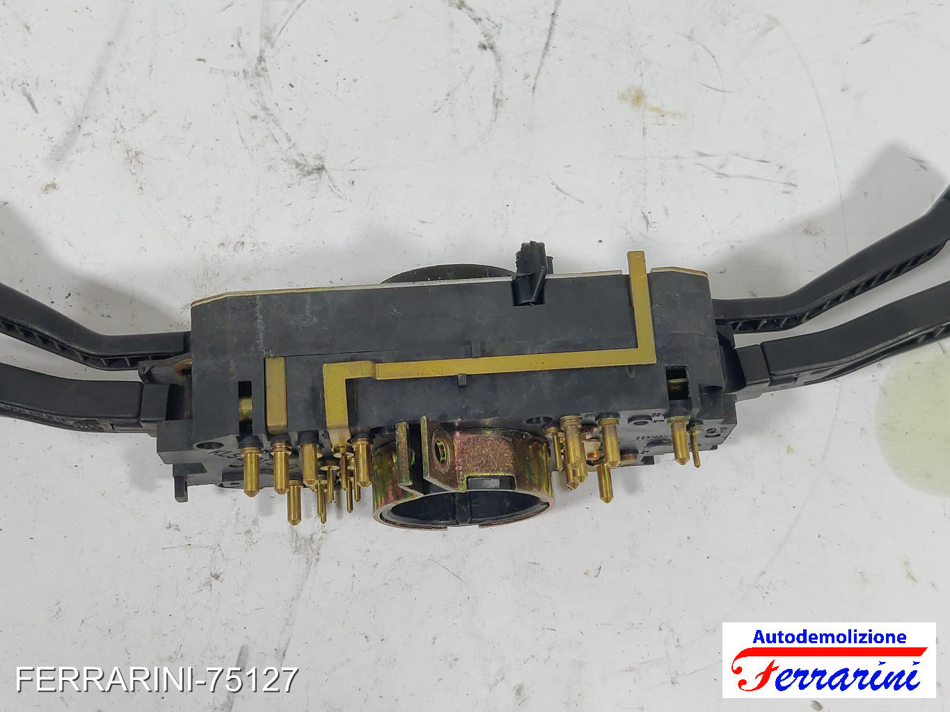 Devioluci AUDI 80 893, 894, 8A2 1986-1991 443953513H, KLS201480, 443953513L01C