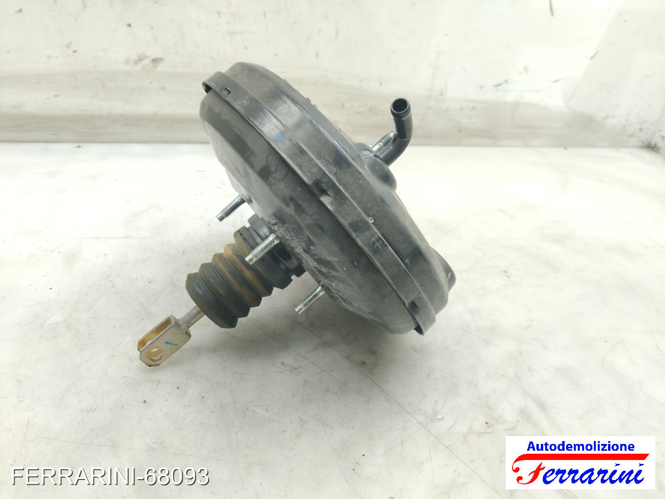 Servofreno MAZDA 6 SW GY 2.0 DI 2002-2005 GJ6A43800, 32MPP31, 1810242