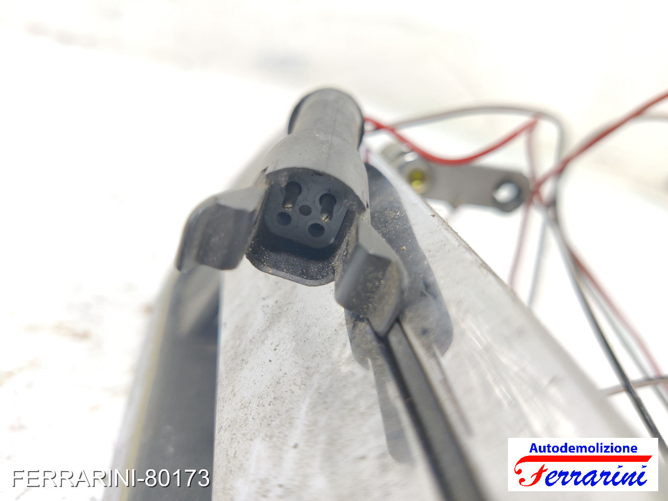 Maniglia Portellone Posteriore MITSUBISHI L200/TRITON KJ, KK, KL 2014-2023