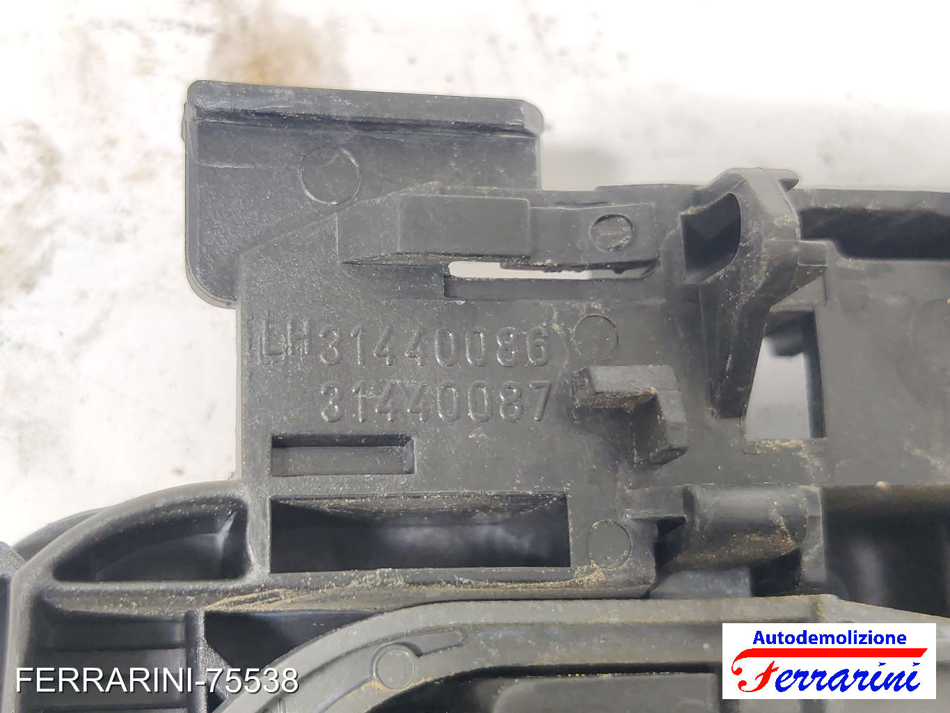 Supporto Maniglia Esterna VOLVO V60 1 155 2015-2018 destro, dx, posteriore, post