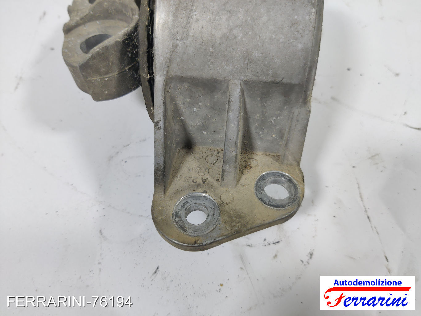 Supporto Motore FIAT GRANDE PUNTO 199 1.3 D MULTIJET 2005-2013 55703651