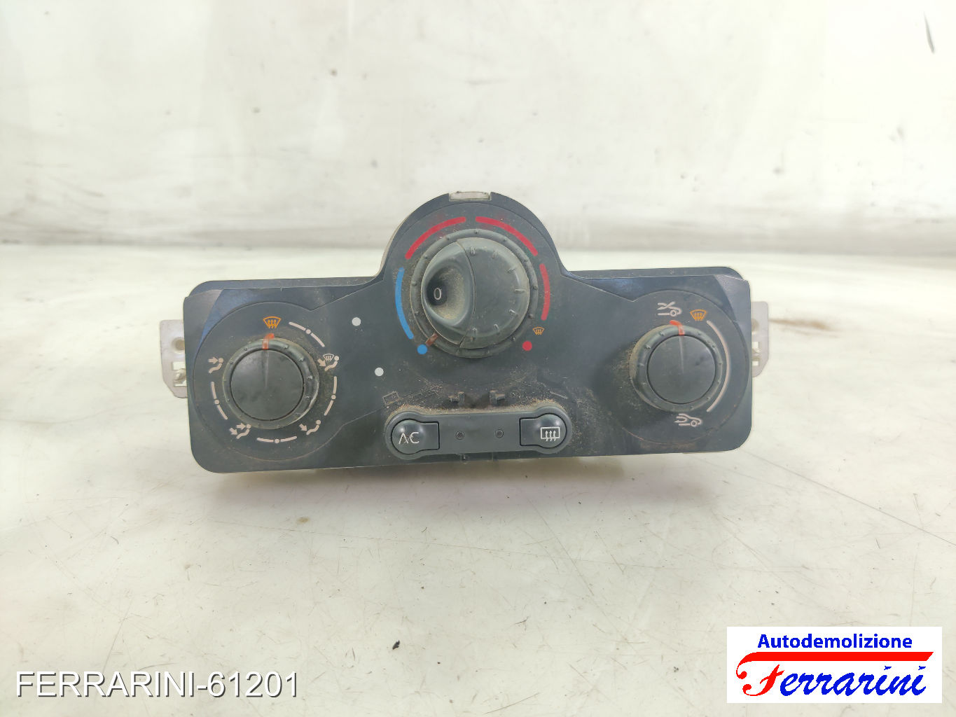 Tastiera Clima RENAULT CLIO 3 BR0/1, CR0/1 2005-2012 anteriore, frontale