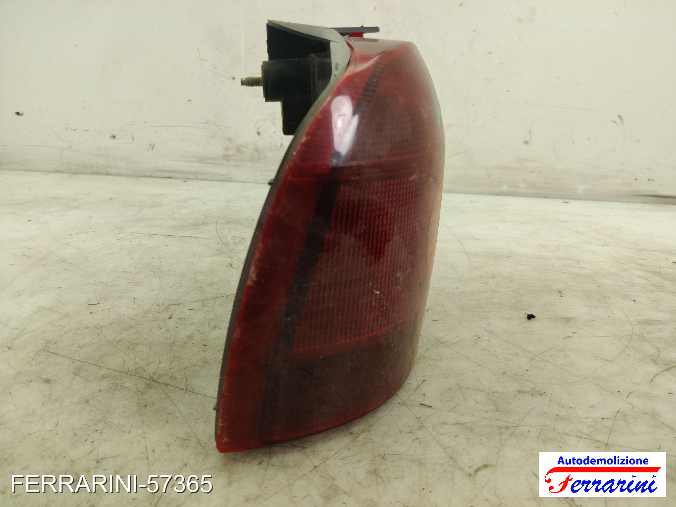 Fanalino Stop Posteriore RENAULT TWINGO 1 C06 1996-2007 sinistro, sx, posteriore