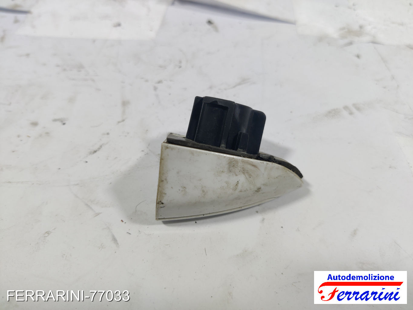 Tappo Maniglia Esterna FORD EDGE 2015-2018 destro, dx, frontale, anteriore