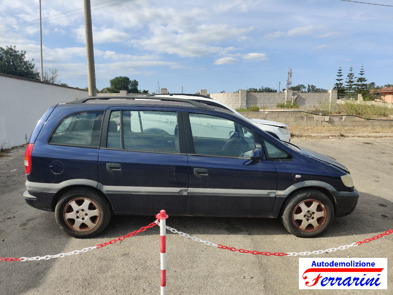 Opel Zafira A 80