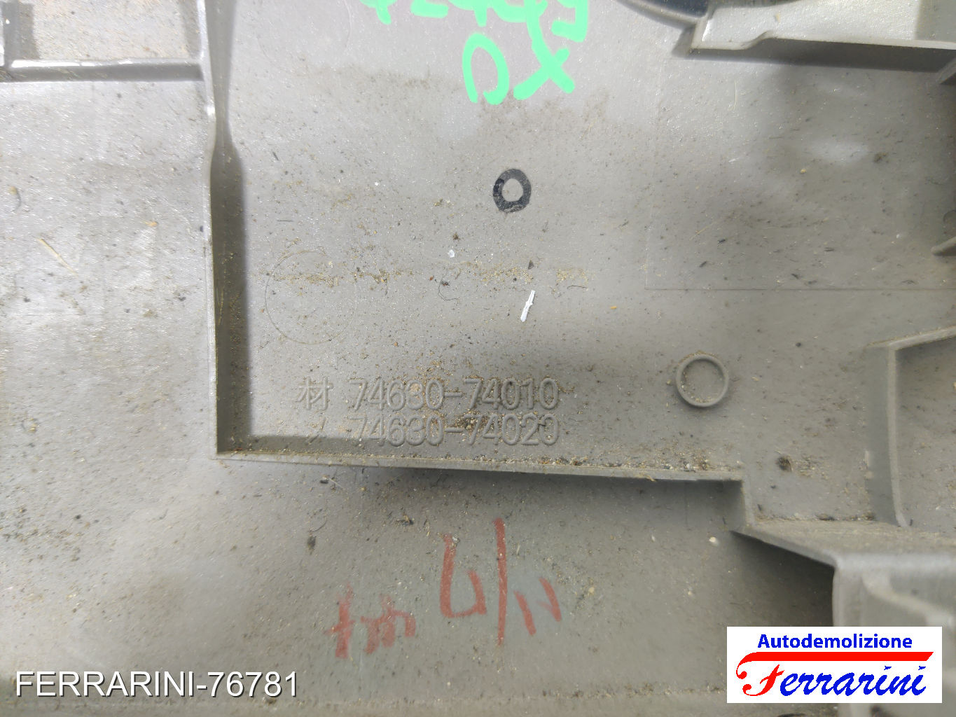 rivetimento coperchio interno specchietto destro TOYOTA IQ J1 2009-2015