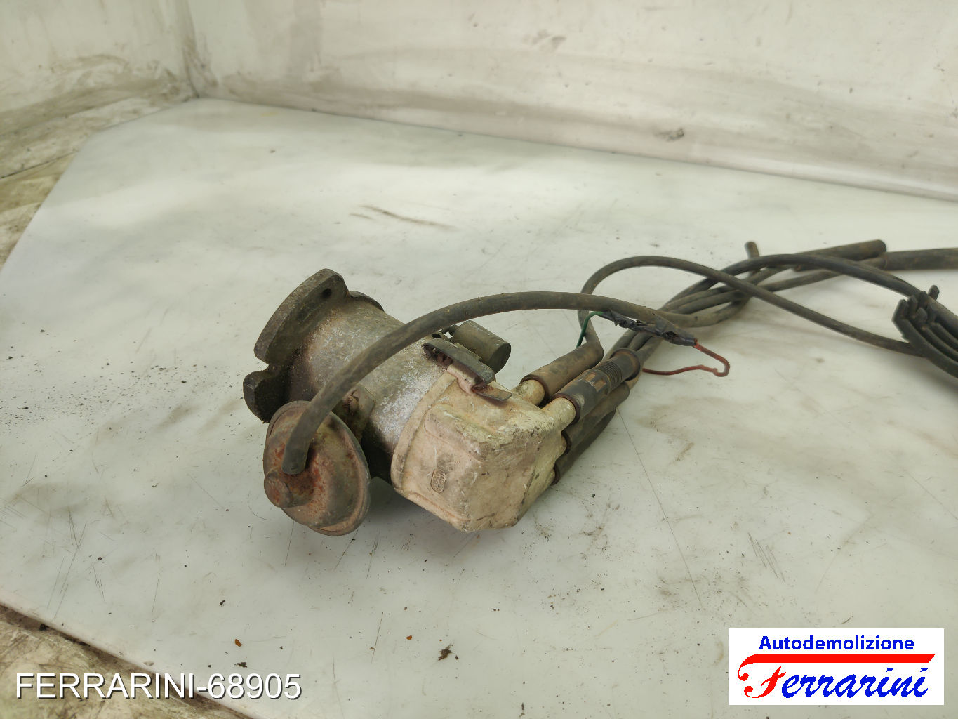 Spinterogeno Distributore OPEL CORSA A S83 1.6 GSI 1988-1990 90008020, 1211006