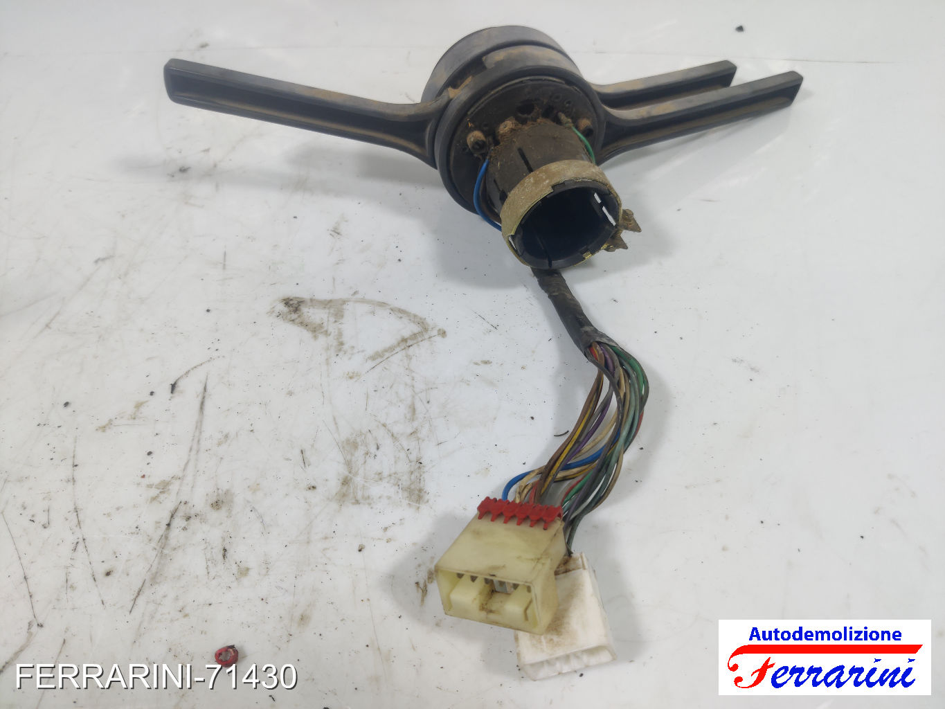 Devioluci FIAT PANDA 141 1992-1996 716662080, 181117880, 182904480