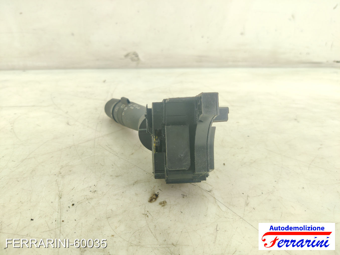 Devioluci FIAT FREEMONT 345 2011-2023 56046118AC, 56046118AD, 56046118AE