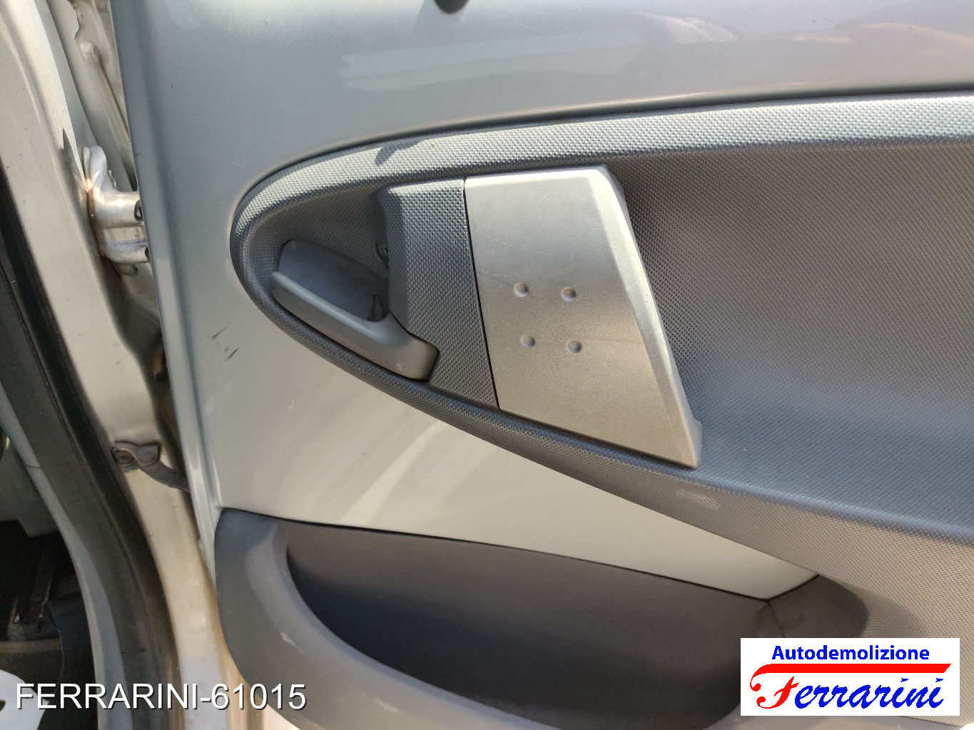 Peugeot 107 PM, PN 1.0 68CV 2005-2014