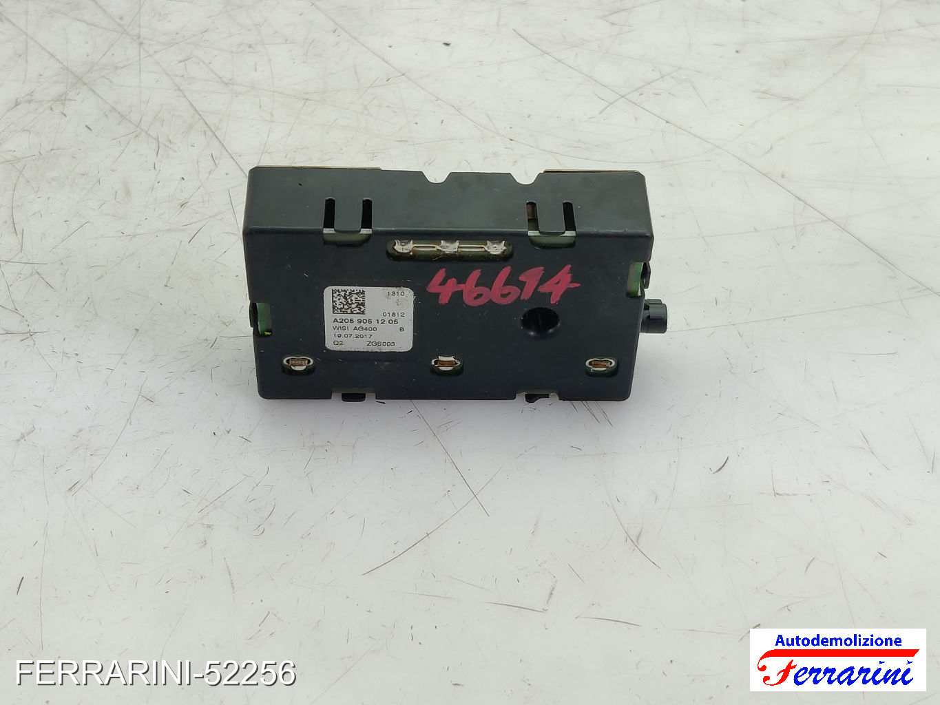 Centralina amplificatore antenna MERCEDES CLASSE C S205 2015-2018 A2059051205 6