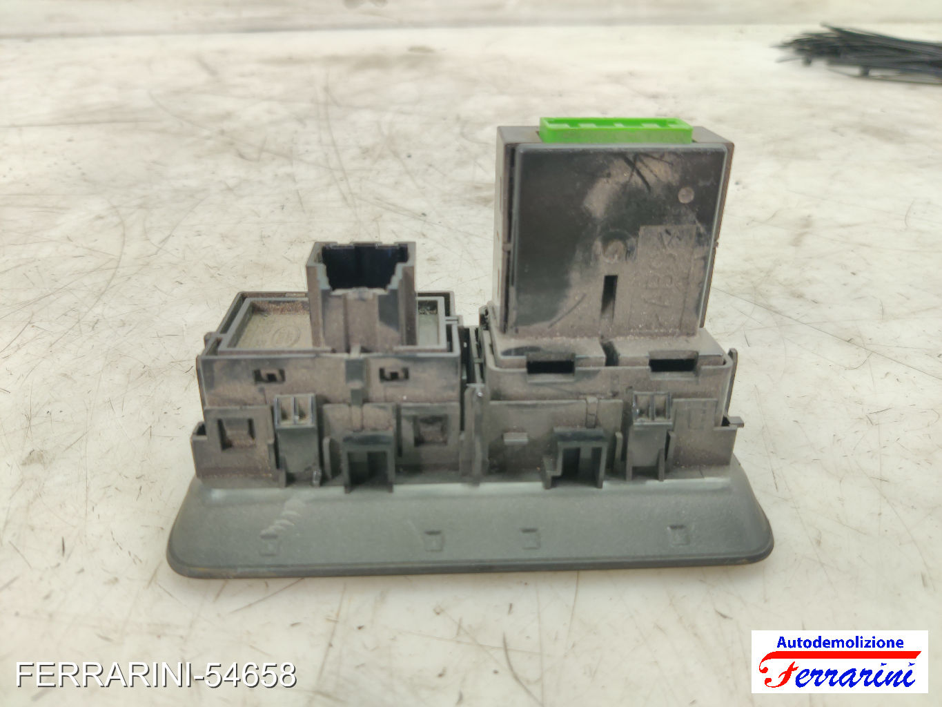 interruttore portellone carreggiata LAND ROVER RANGE ROVER EVOQUE L538 2015-2019