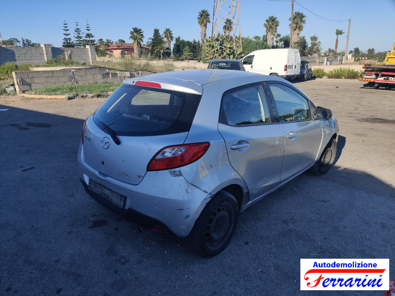 Mazda 2 70