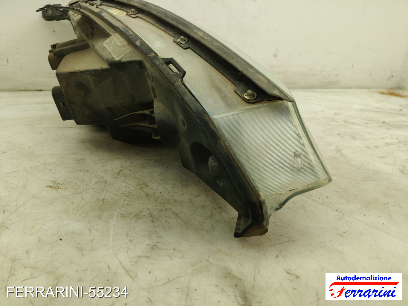 Faro Anteriore FORD FOCUS DAW, DBW 2002-2004 sinistro, sx 1343658, 1343657