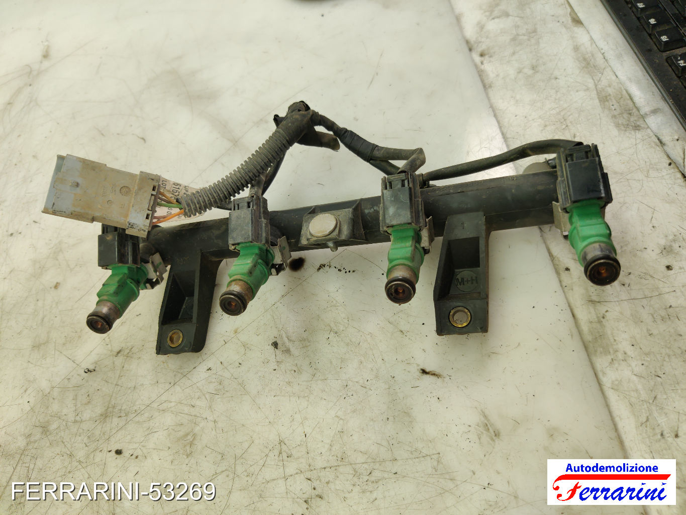 Flauto Iniettori CITROEN C3 1 FC, FN 1.1I 2002-2009 198542, 1984G0, 9655833580 6