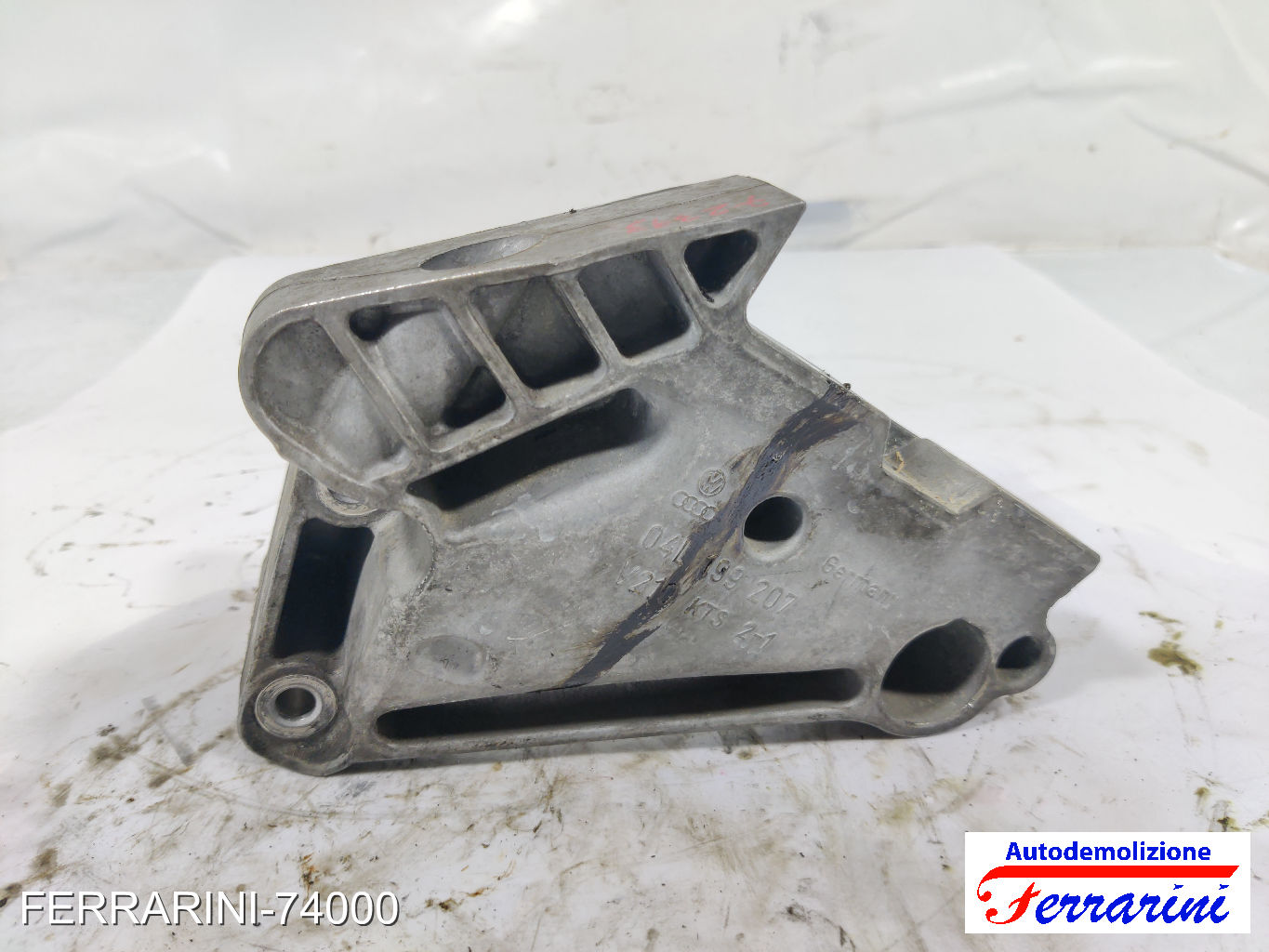 CRBC Supporto Motore VW GOLF 7 5G1, BE1, BE2, BQ1 2.0 TDI 2012-2020 04L199207 7
