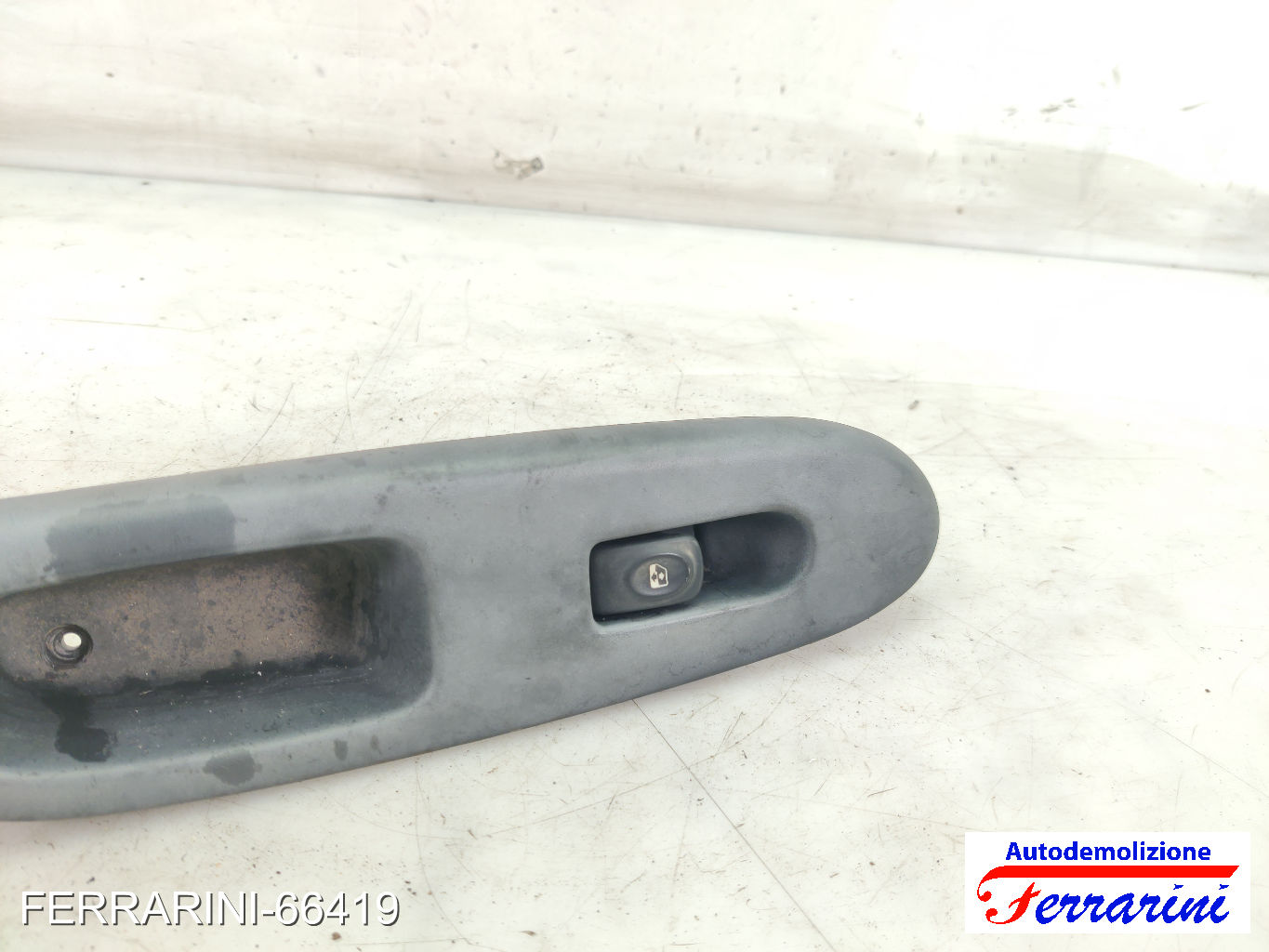 Pulsantiera Tastiera Alzavetro RENAULT CLIO 2 BB, CB 1998-2005 destra, dx 9