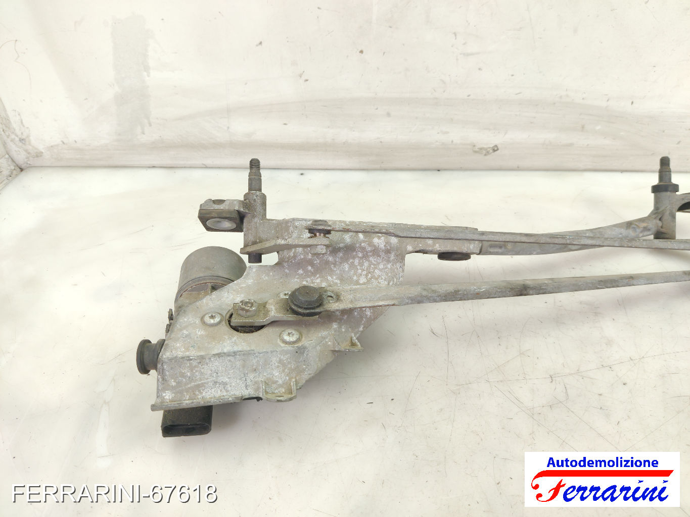 Spazzacqua Motorino Tergicristallo FORD FIESTA 6 CB1, CCN 2010-2012 anteriore