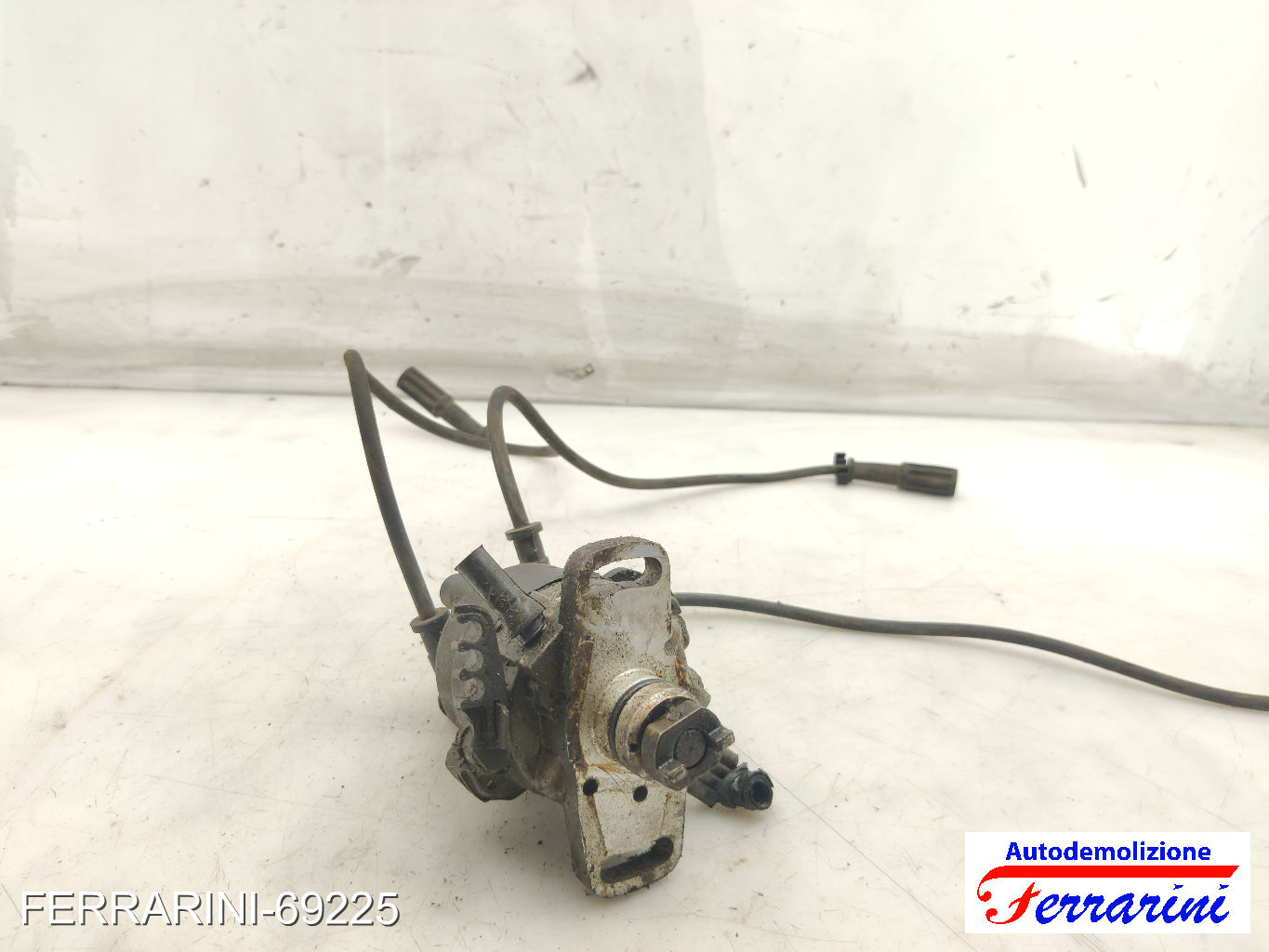 Spinterogeno Distributore SUZUKI ALTO EF 1.0 1994-2002 3310070F00 8