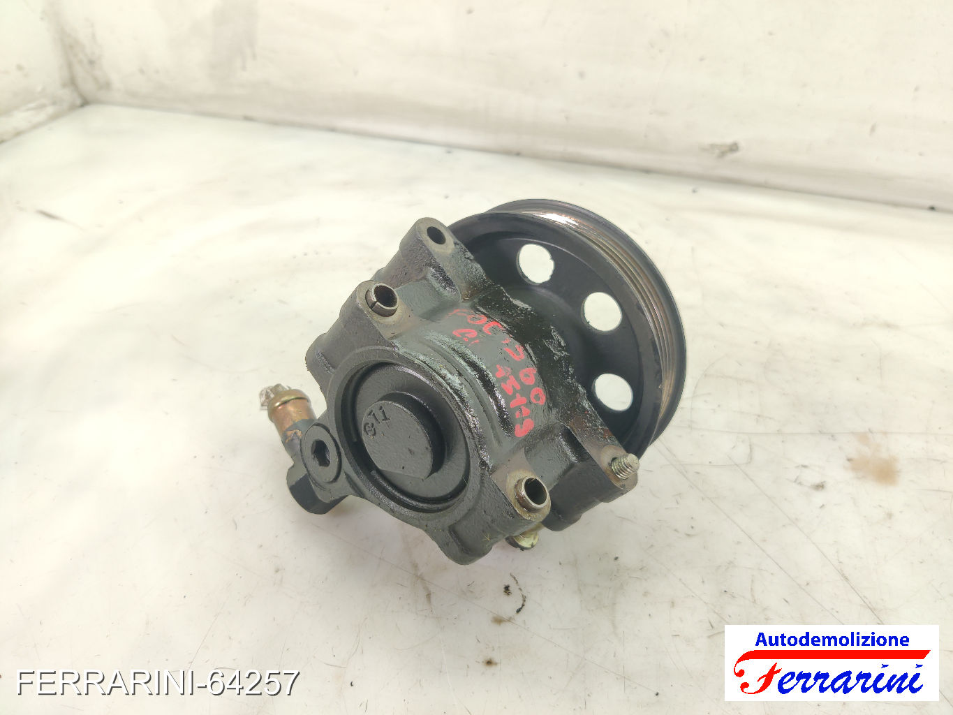 Pompa Servosterzo FORD FIESTA 5 JD, JH 1.4 16V 2001-2008 4M513A696AD