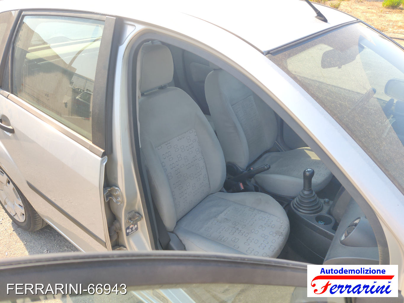 Ford Fiesta 5 14