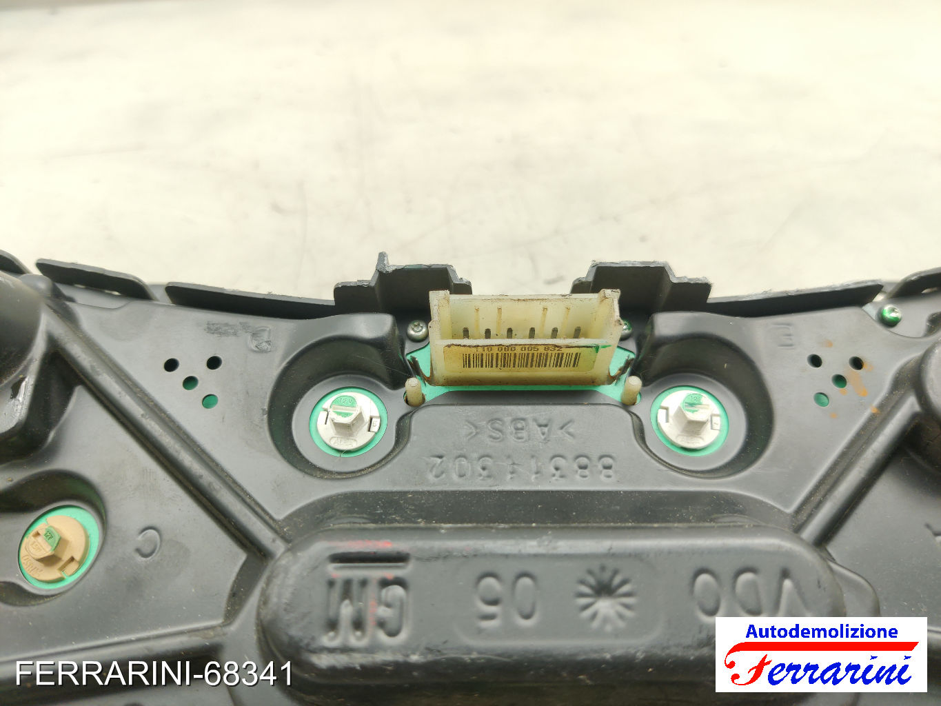 Quadro Contachilometri OPEL CORSA C X01 1.3 CDTI 2003-2009 13173371XD, 201005