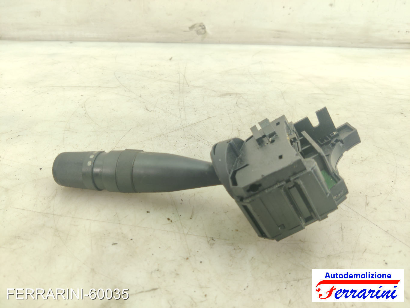 Devioluci FIAT FREEMONT 345 2011-2023 56046118AC, 56046118AD, 56046118AE