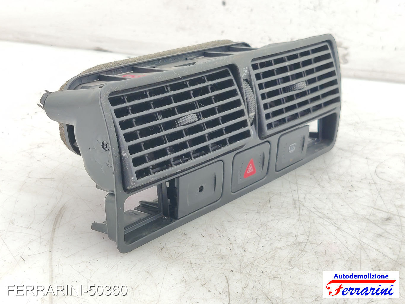 Bocchetta Areazione VW GOLF 4 1J1 2000-2005 anteriore, frontale centrale, ant