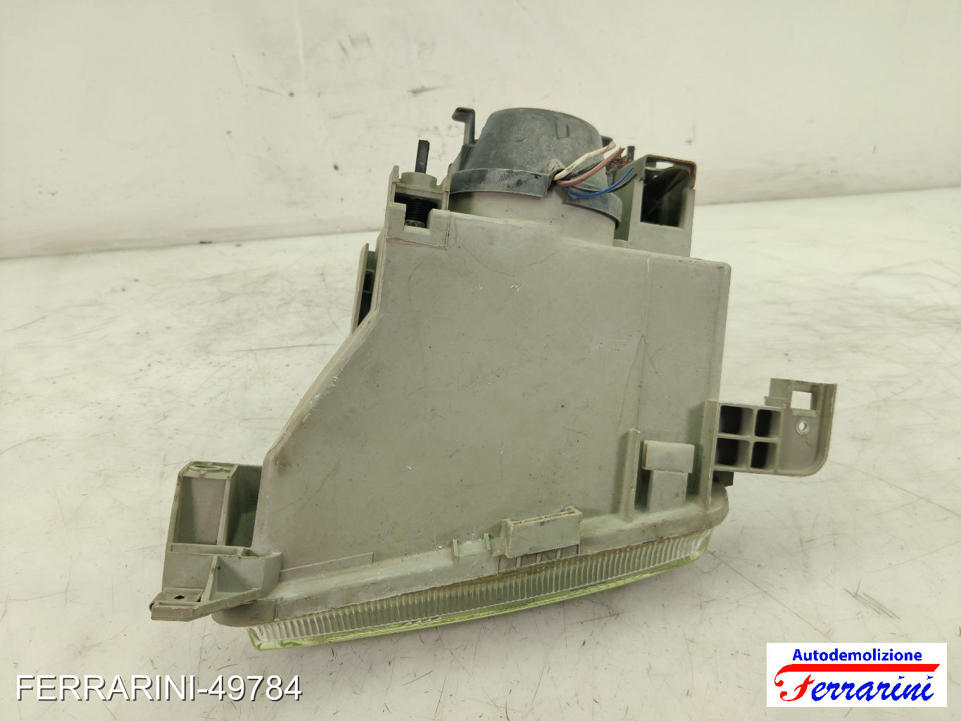 Faro Anteriore RENAULT CLIO 1 5/357, B/C57 1991-1998 destro, dx 7701042150
