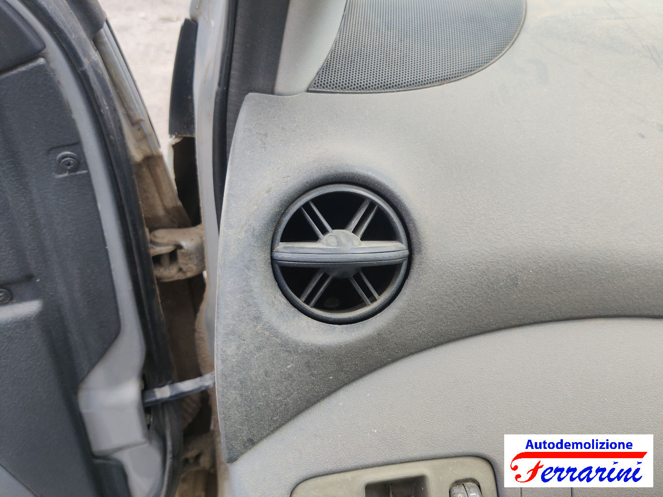 Toyota Yaris P1 1.0 68CV 1999-2005