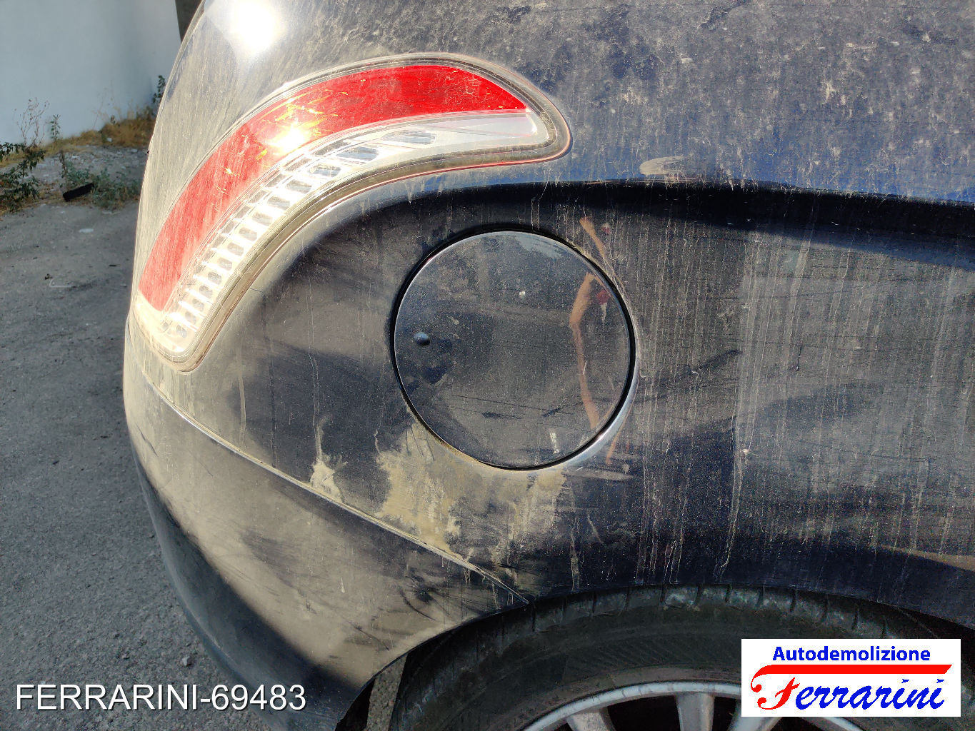 Sportellino Carburante