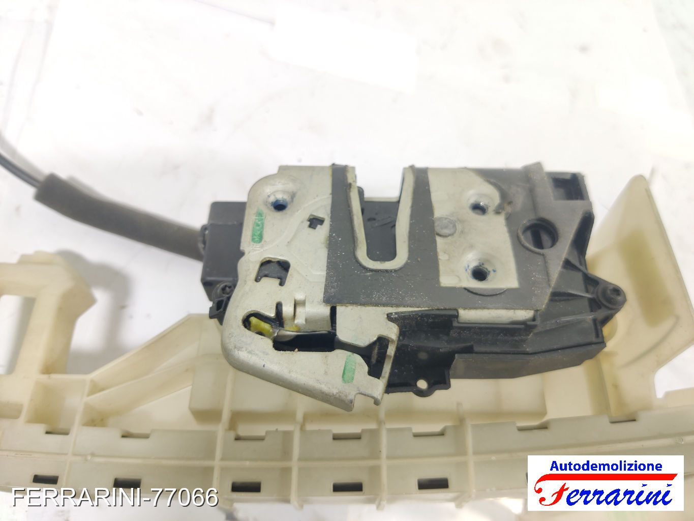 Serratura Porta FORD EDGE 2015-2018 destro, dx, frontale, anteriore