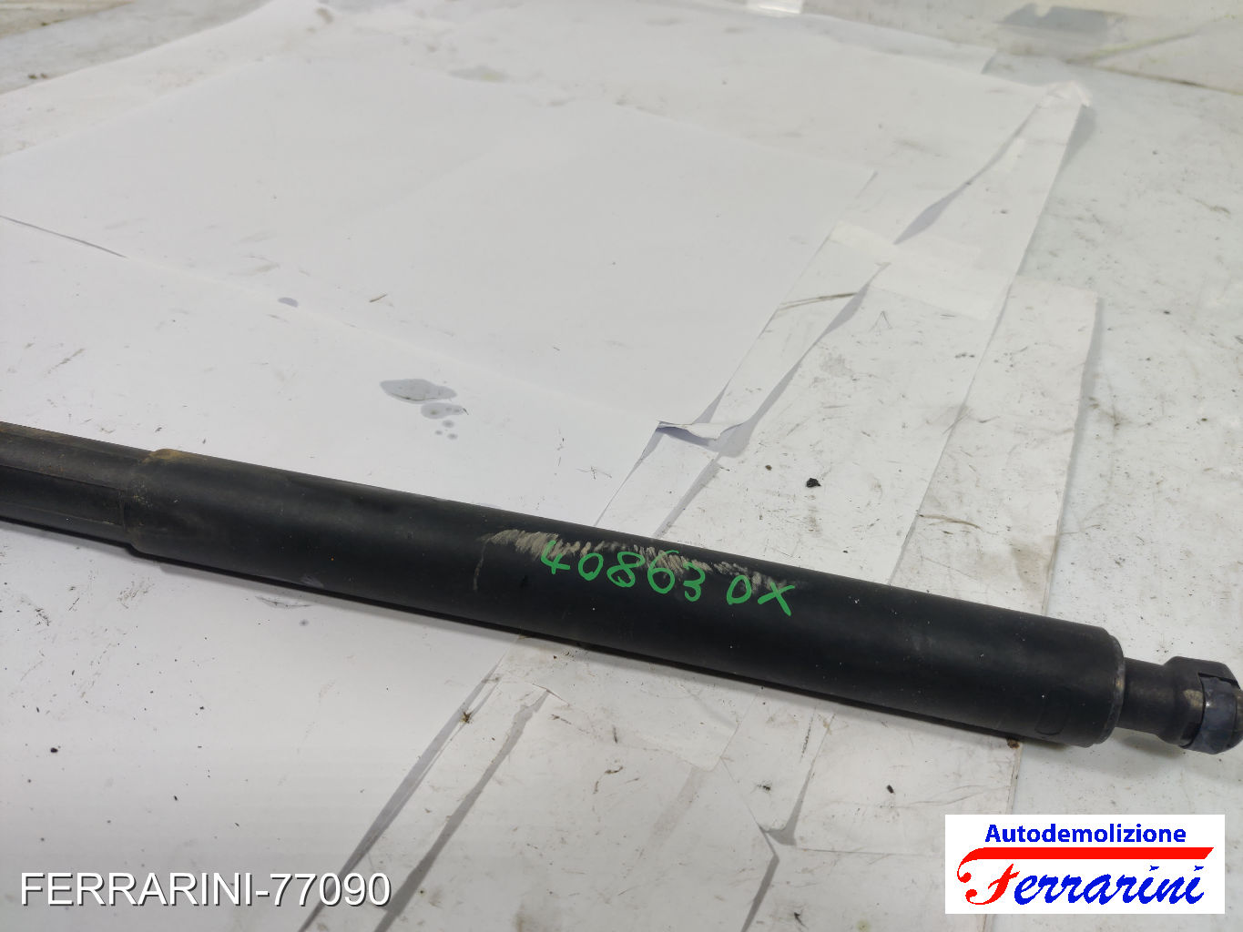 Pistoncini Portellone Posteriore FORD EDGE 2015-2018 7