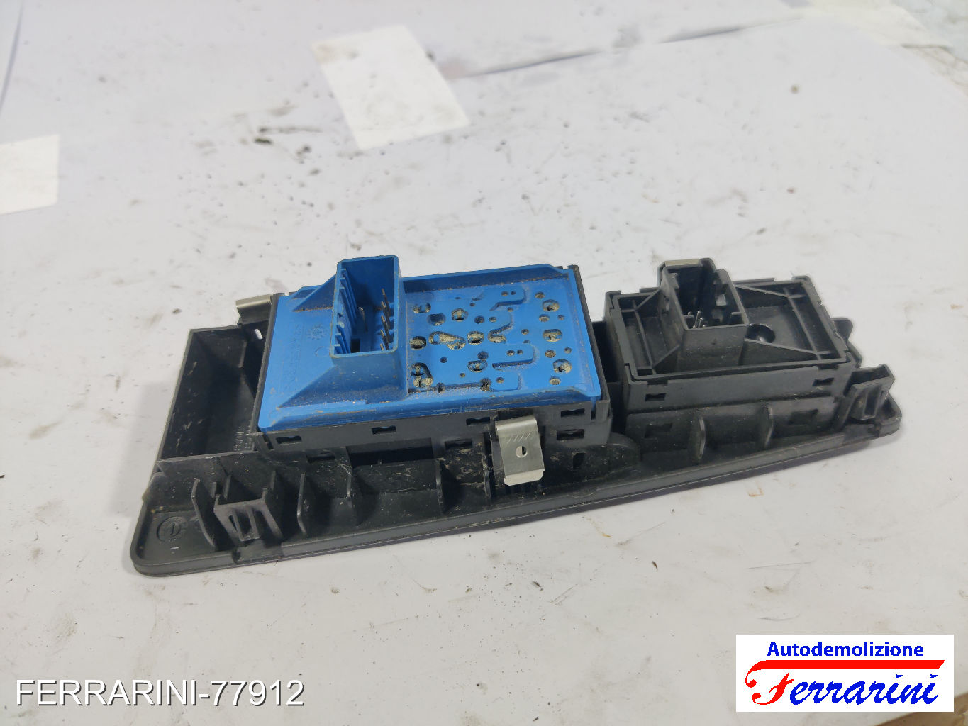 Pulsantiera Tastiera Alzavetro FIAT GRANDE PUNTO 199 2005-2010 sinistra, sx