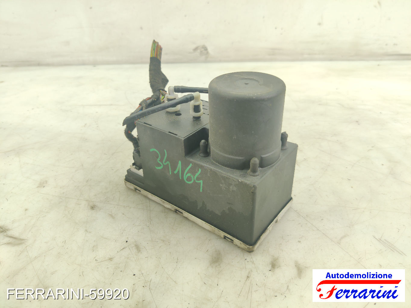 Compressore Chiusura Centralizzata AUDI A4 AT 8D5 1996-2001 8D0862257 9