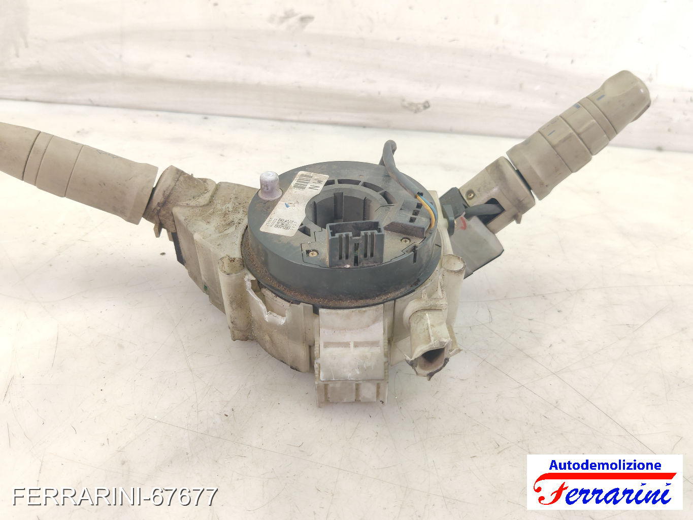 Devioluci DACIA DUSTER HS 2010-2018 255671453R, 8201167988 11