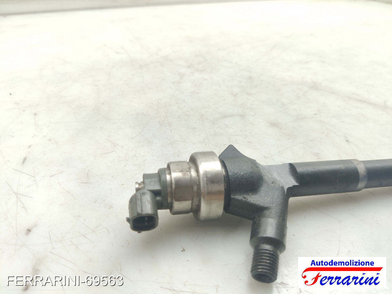 Iniettore OPEL ASTRA J SPORTS TOURER P10 1.7 CDTI 2010-2015 8973762703 8