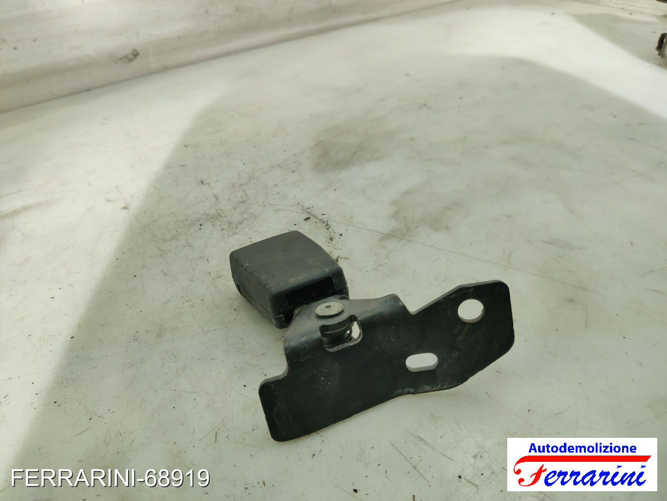 Aggancio Cintura Di Sicurezza FORD FOCUS 2 DA, DP, HCP 2004-2012 sinistro, sx