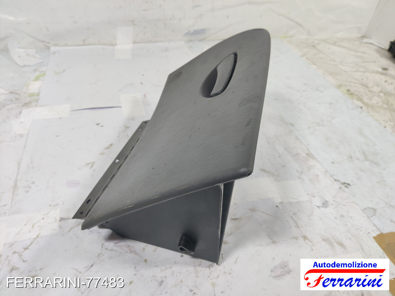 Portaoggetti Passeggero FORD FOCUS SW DNW 1999-2004