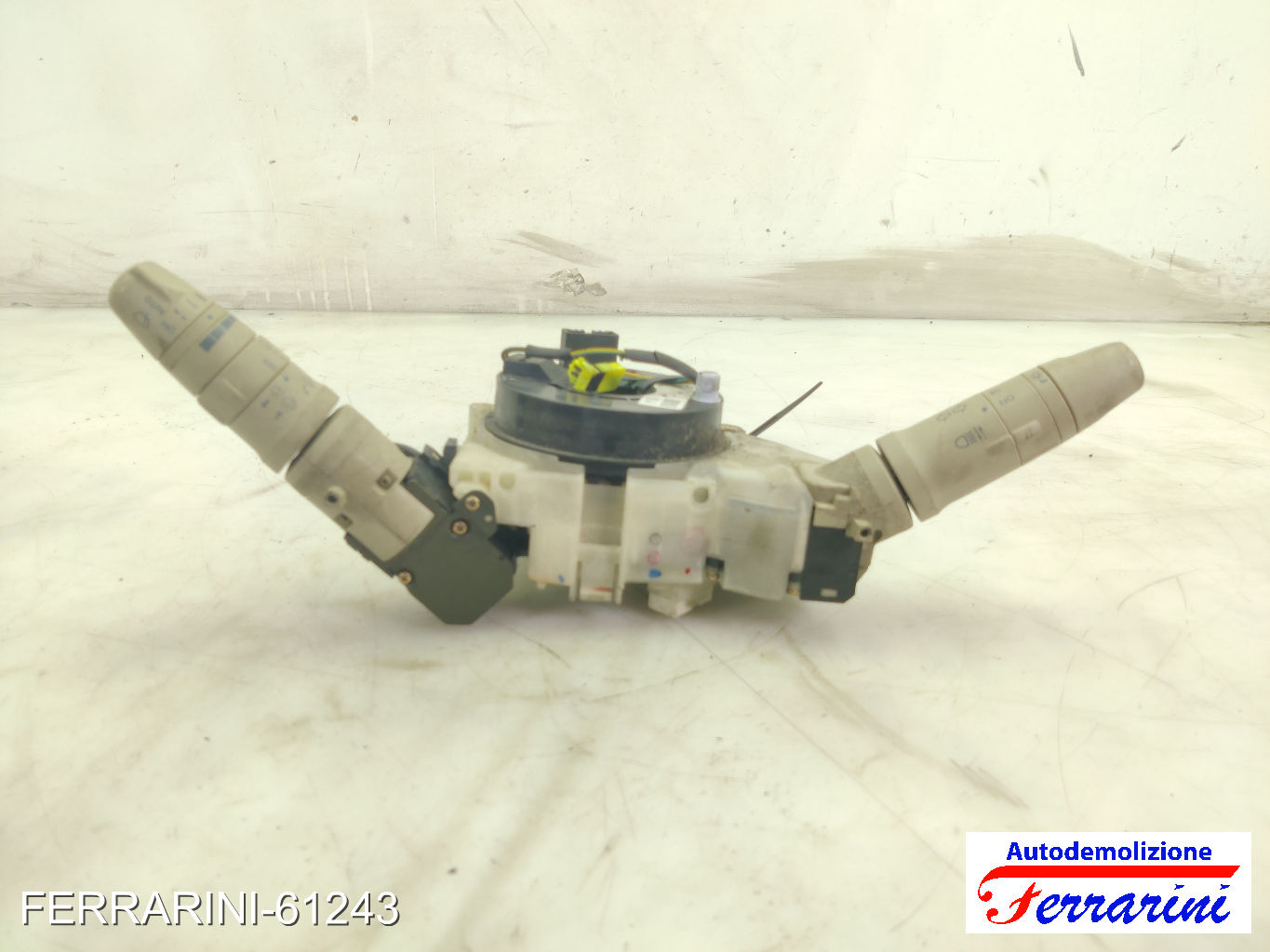 Devioluci NISSAN MICRA 3 K12 2003-2010 25560AX722, 25560BC60C, 25560AX785