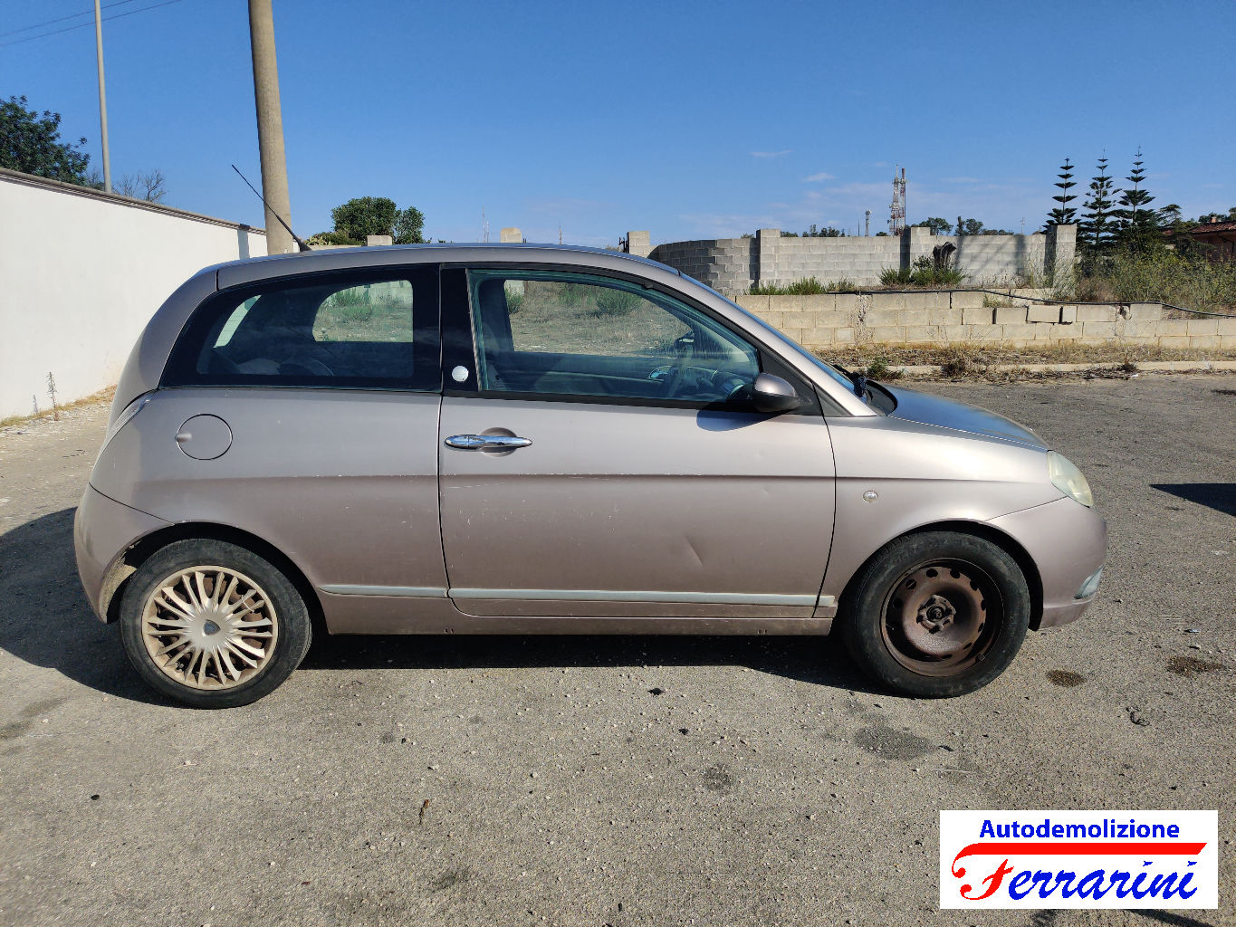 Lancia Ypsilon 76