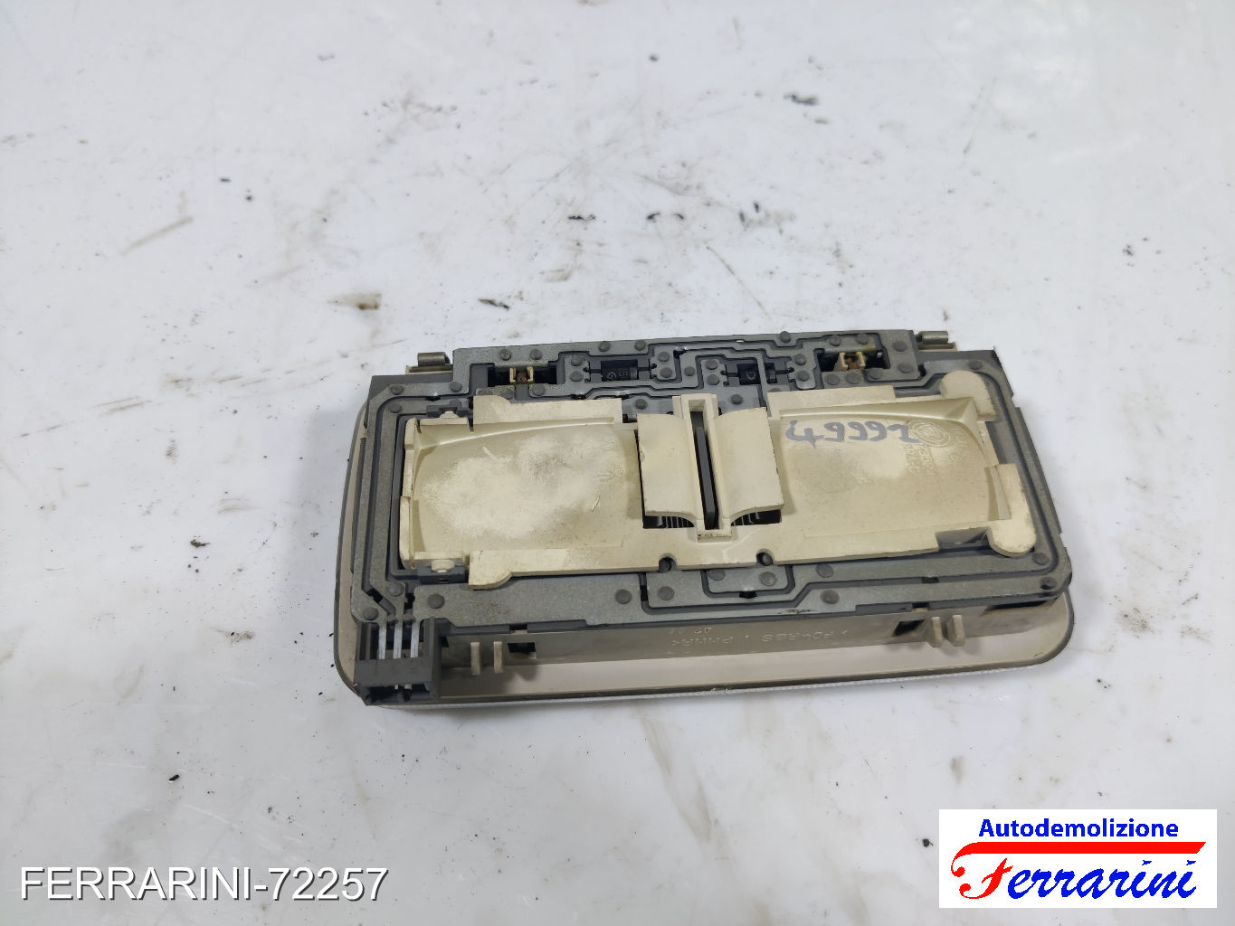 Plafoniera FIAT GRANDE PUNTO 199 2005-2013 735244963, 735413383