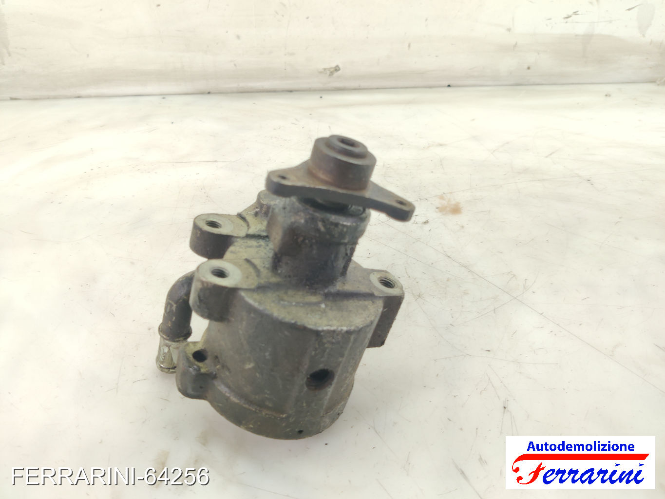 Pompa Servosterzo VOLVO V40 SW 645 1.9 DI 2000-2004 7700417308, 7700415198 8